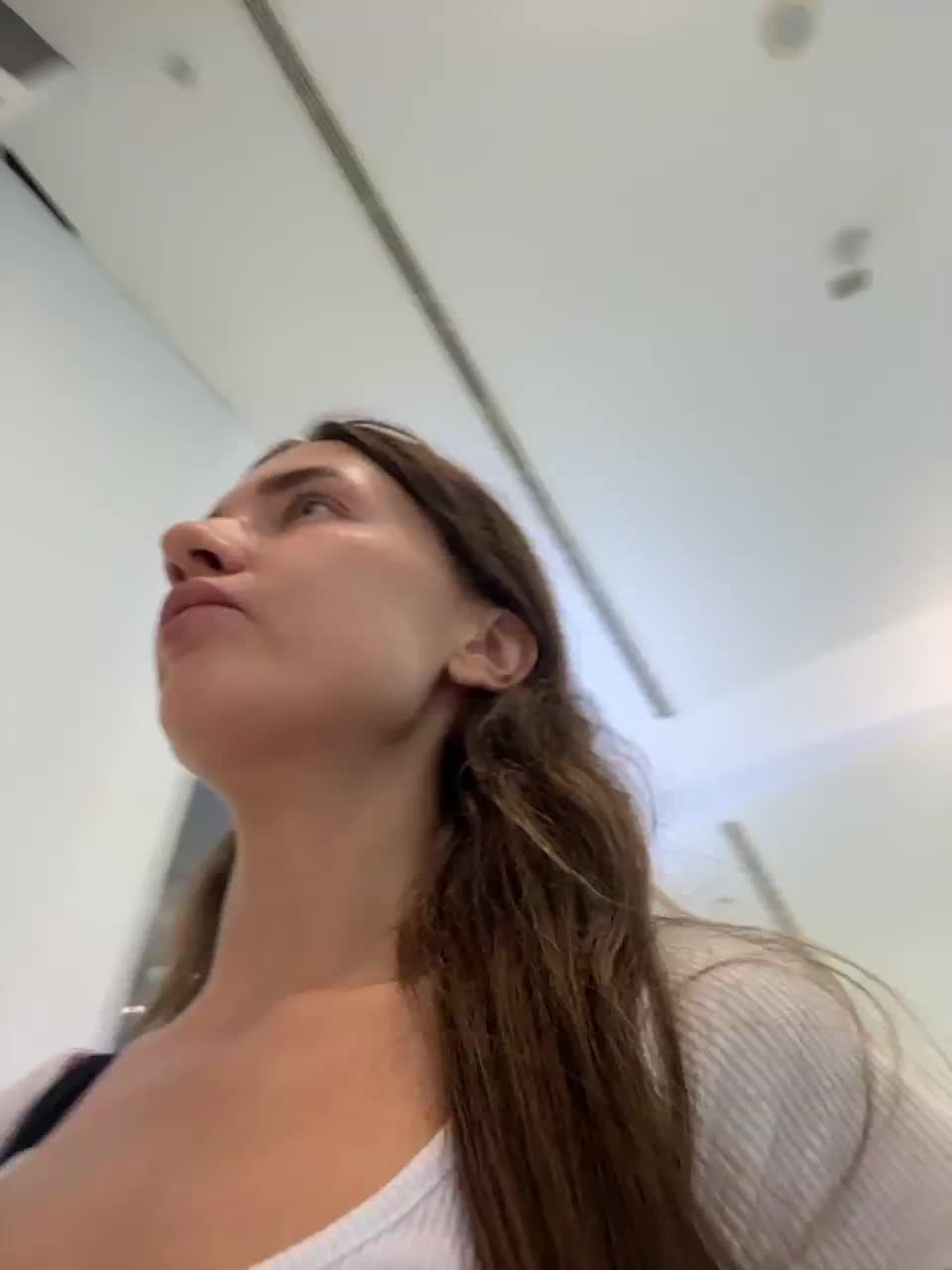 View or download file kirlove1 on 2023-06-19 from bongacams