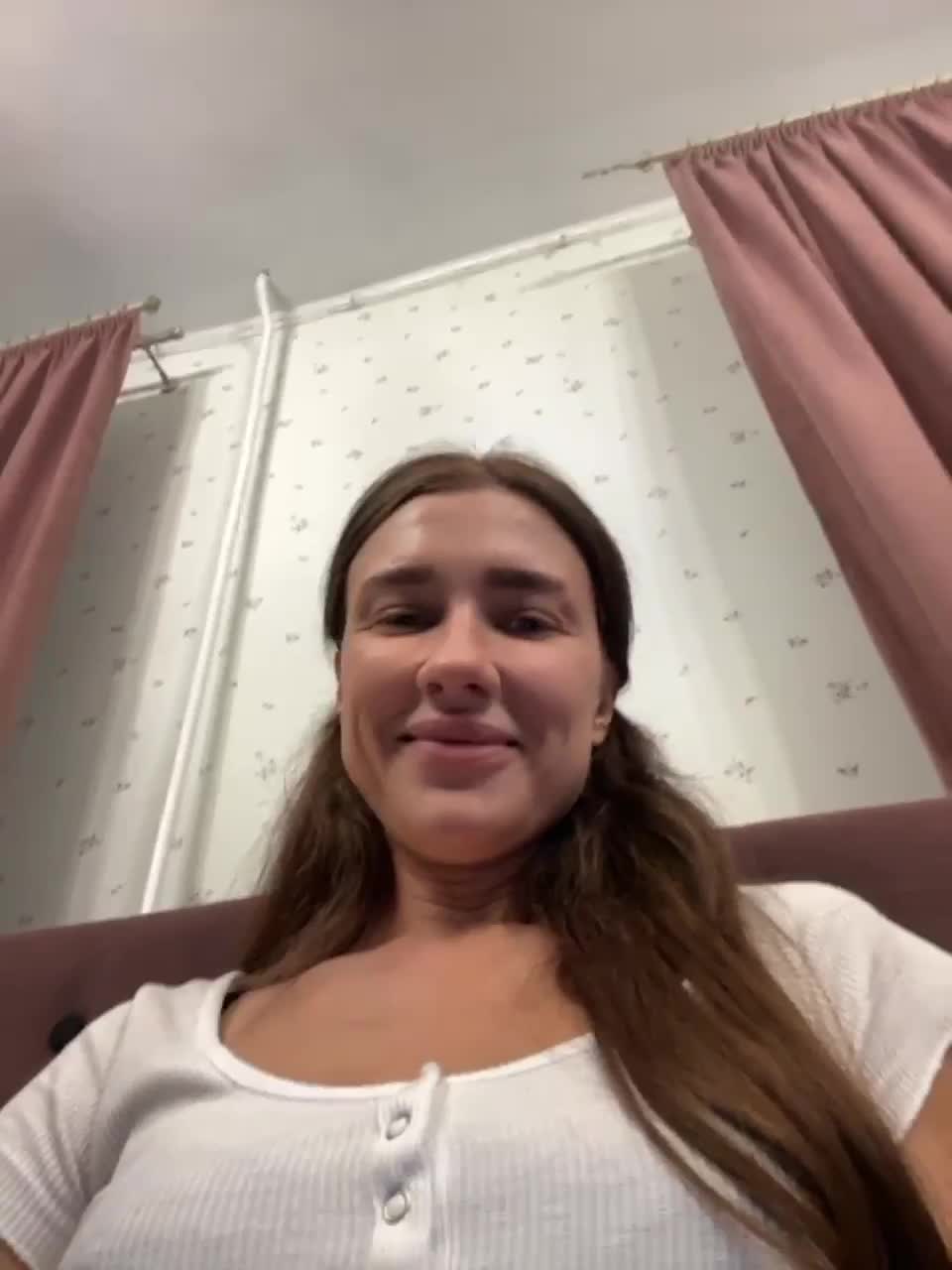 View or download file kirlove1 on 2023-06-19 from bongacams