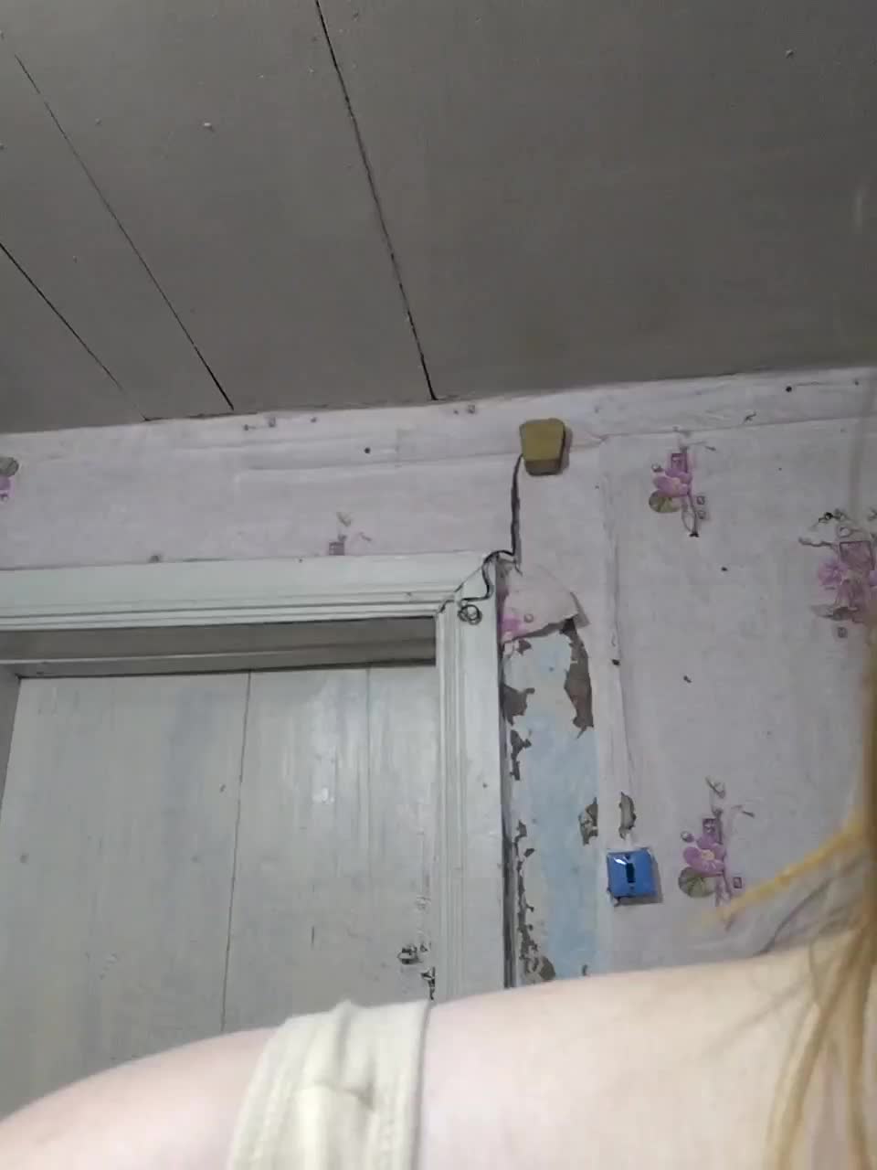 View or download file malinka1512 on 2023-06-19 from bongacams