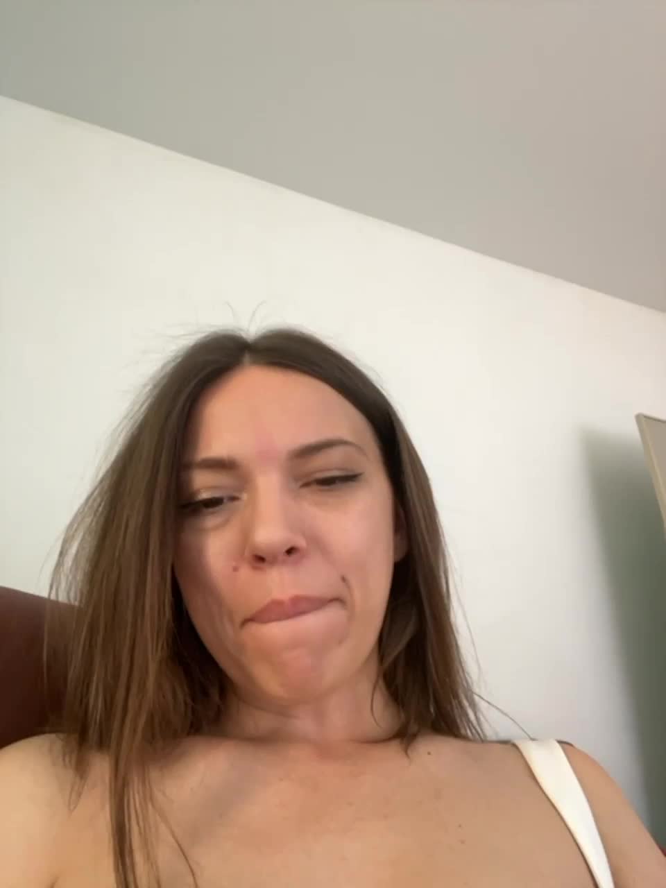 View or download file sweety_viki on 2023-06-19 from bongacams