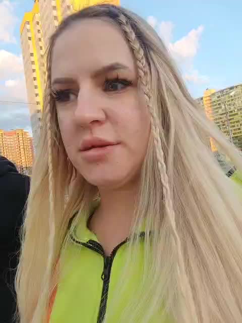 View or download file banana_peach on 2023-06-20 from bongacams