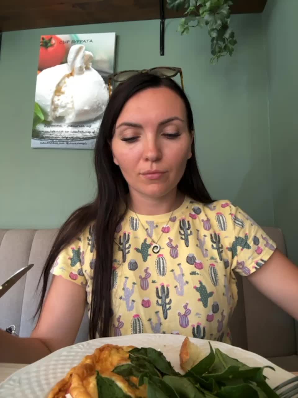 View or download file divora on 2023-06-20 from bongacams