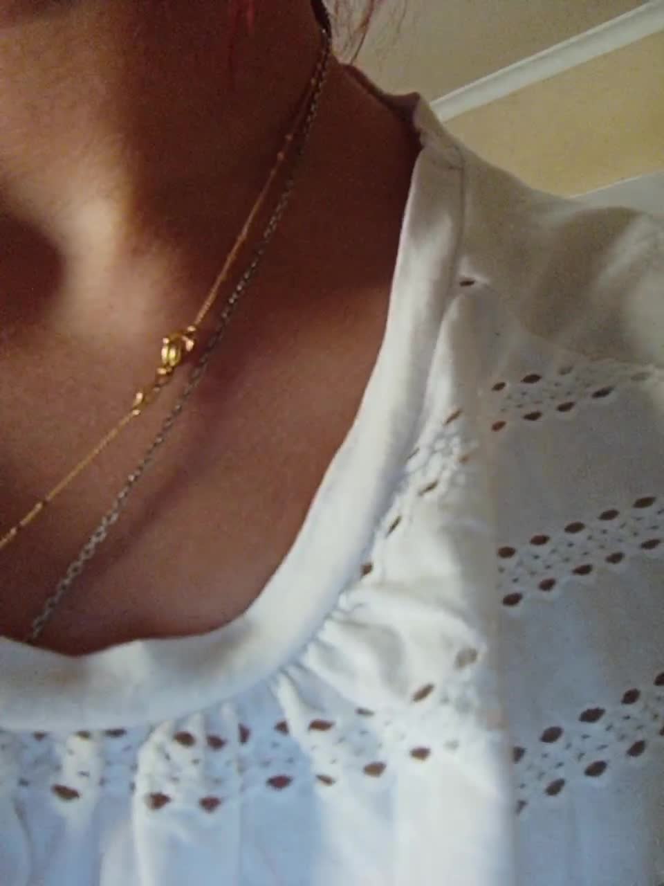 View or download file gold_model on 2023-06-20 from bongacams