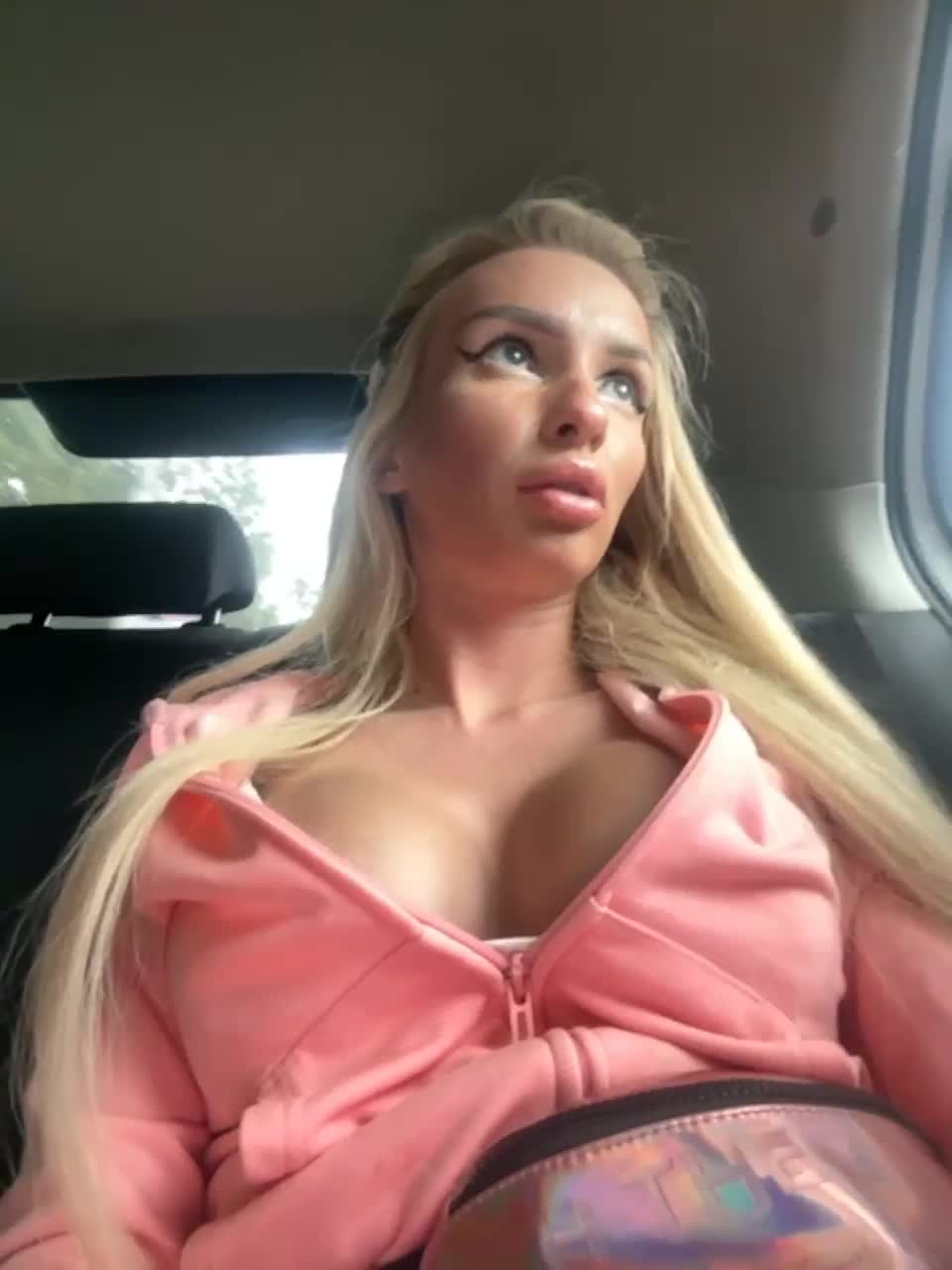 View or download file goldpussy69 on 2023-06-20 from bongacams