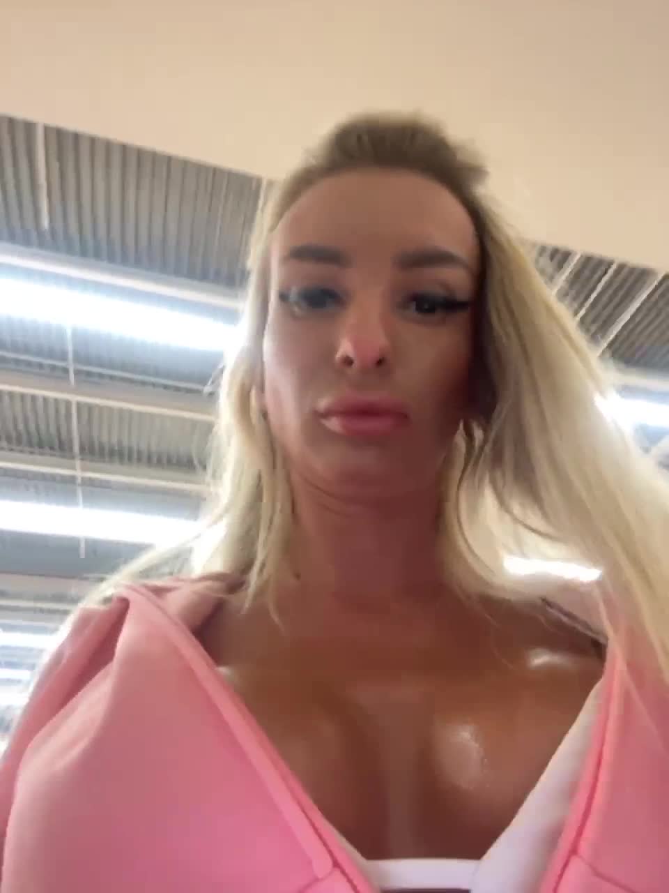 View or download file goldpussy69 on 2023-06-20 from bongacams