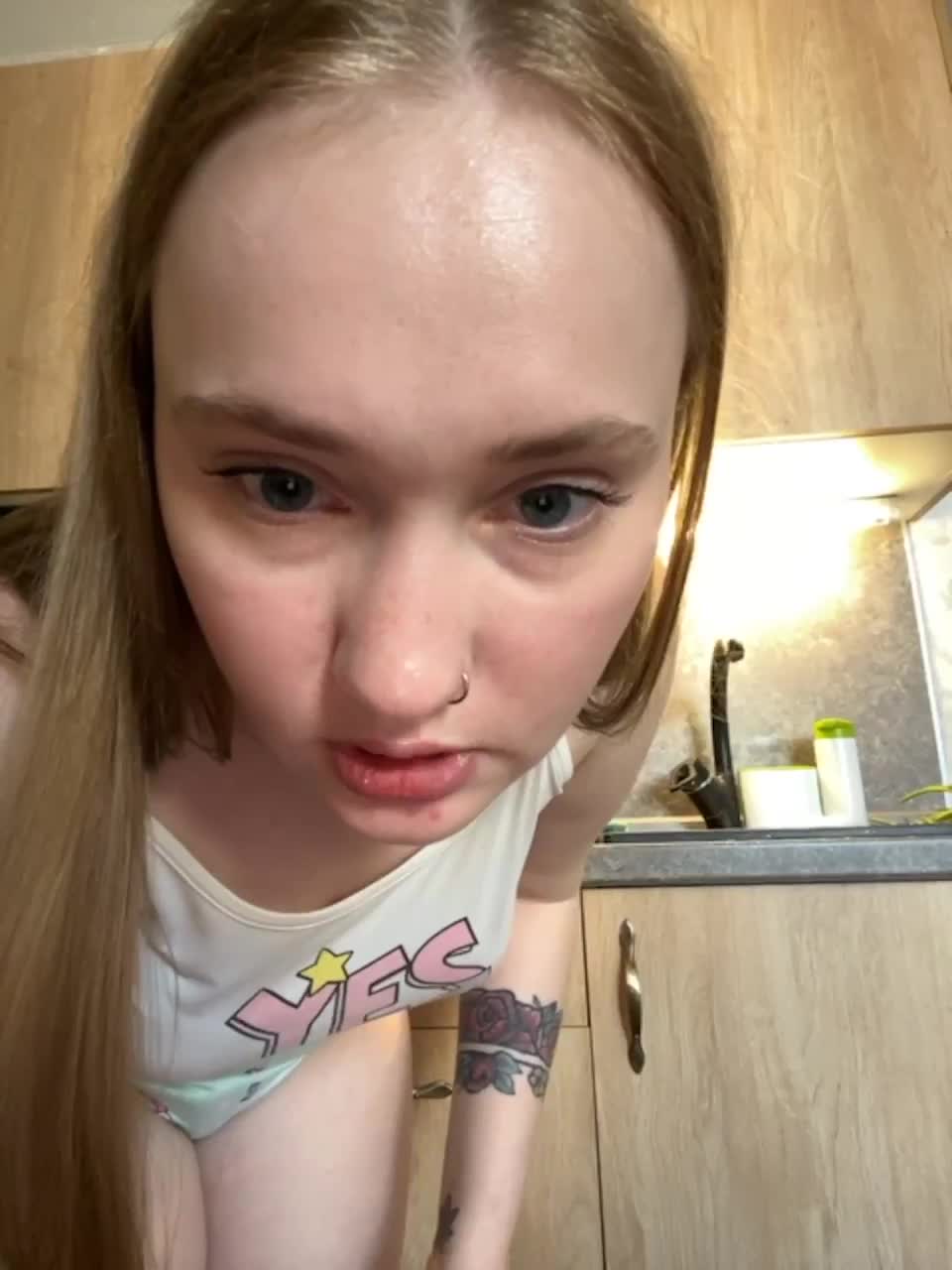 View or download file angelinakuny on 2023-06-21 from bongacams