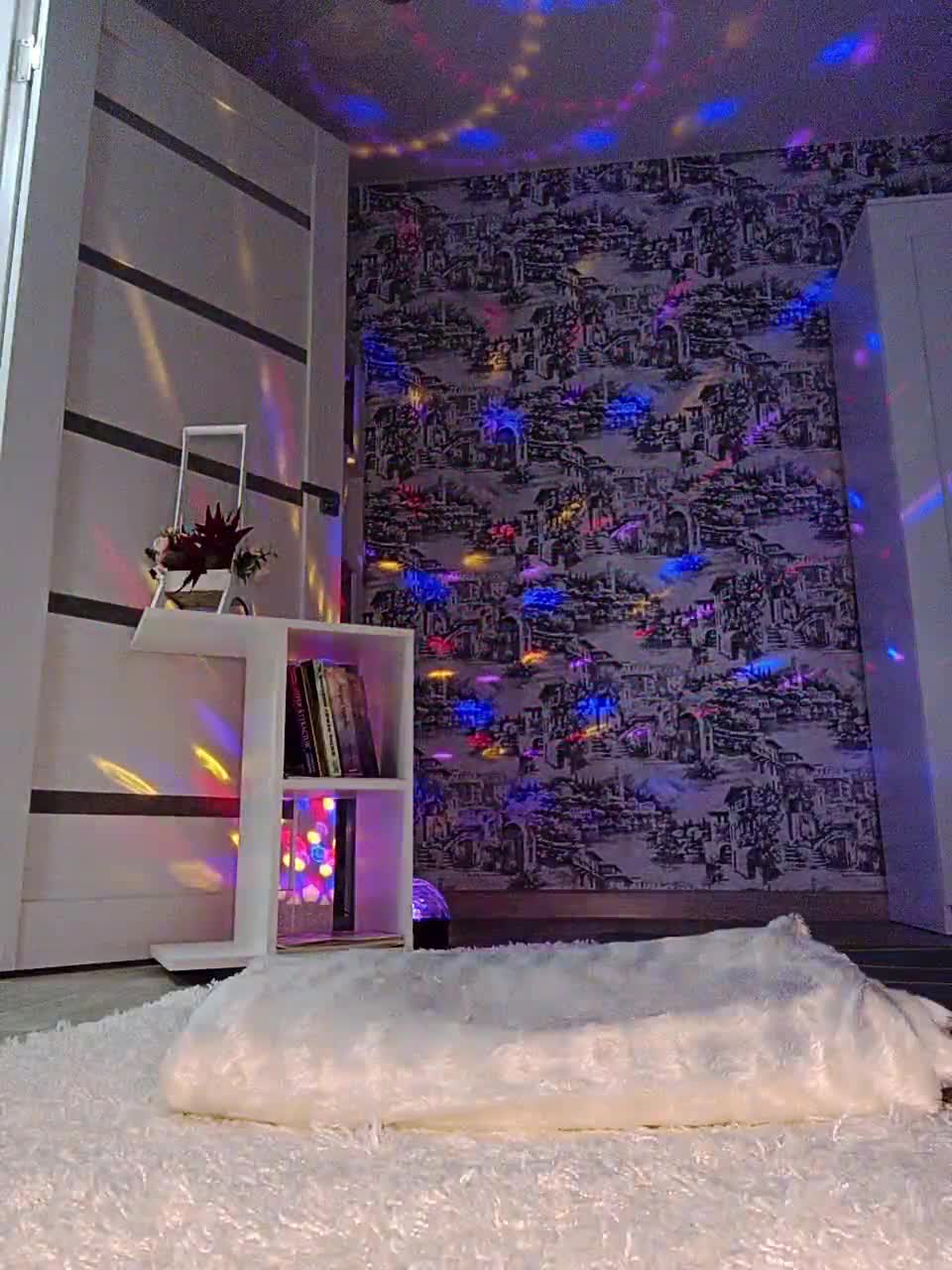 View or download file angelochek042 on 2023-06-21 from bongacams