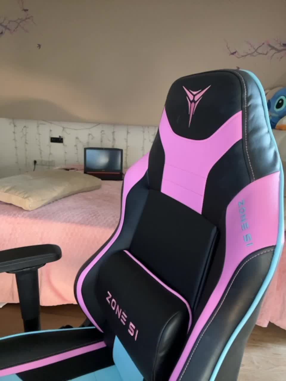 View or download file bloomjuliette on 2023-06-21 from bongacams