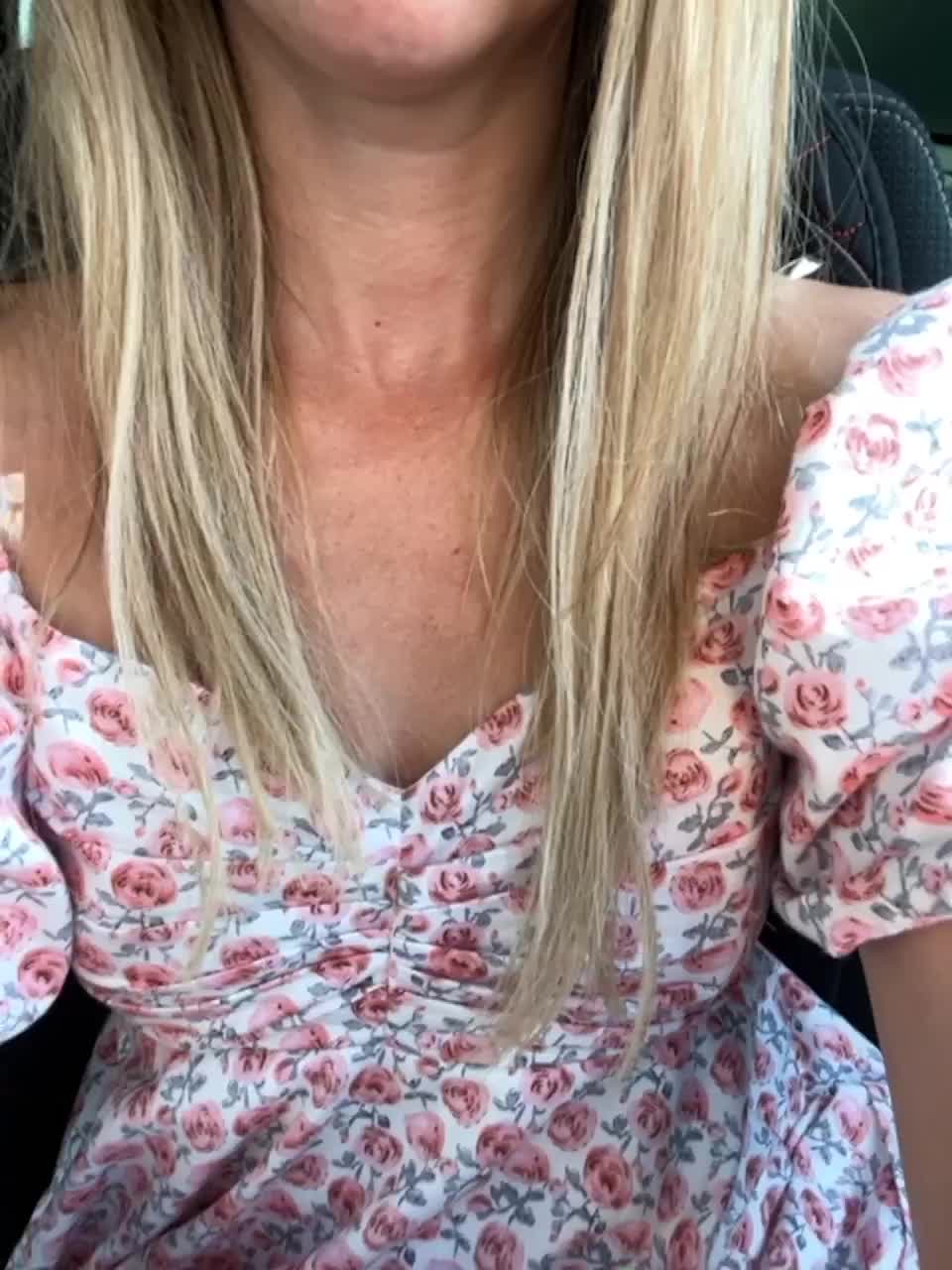 View or download file lady_dee on 2023-06-21 from bongacams