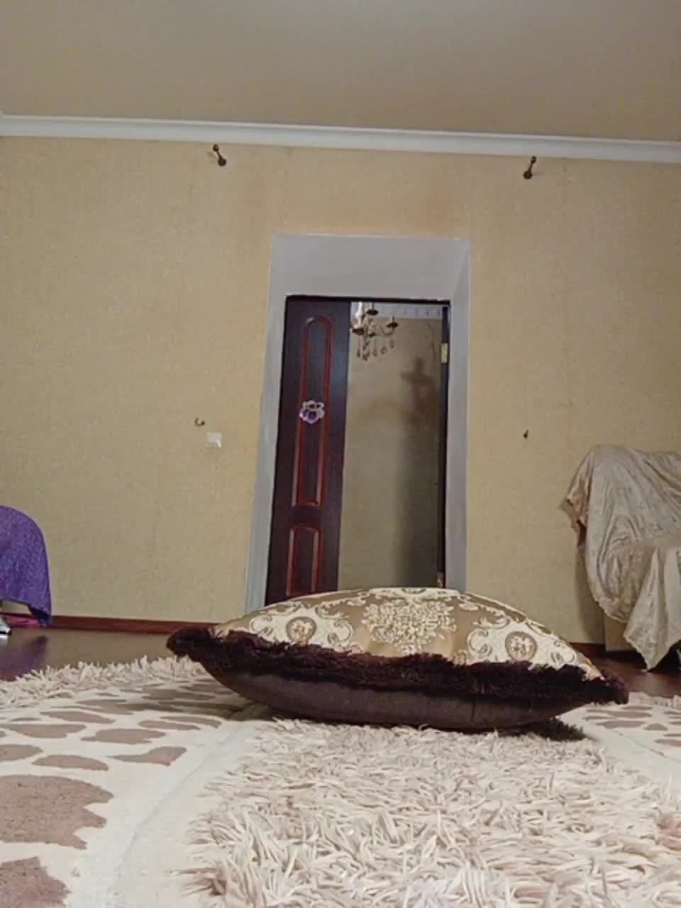 View or download file gold_model on 2023-06-22 from bongacams