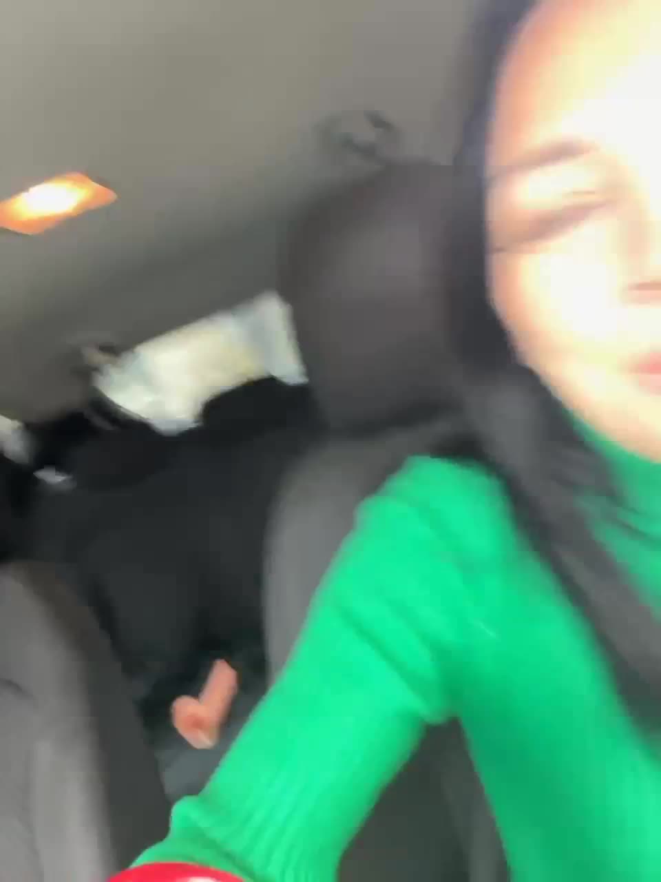 View or download file karolinamilf on 2023-06-22 from bongacams