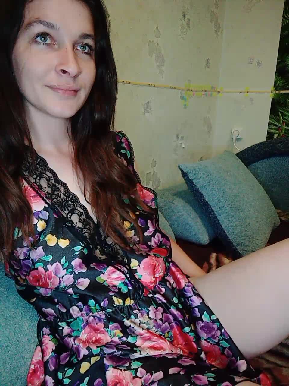 View or download file masya1996 on 2023-06-22 from bongacams