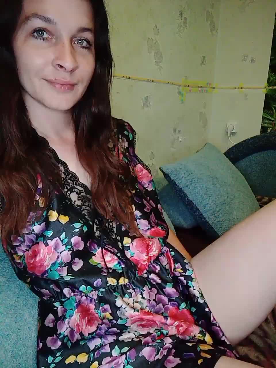 View or download file masya1996 on 2023-06-22 from bongacams