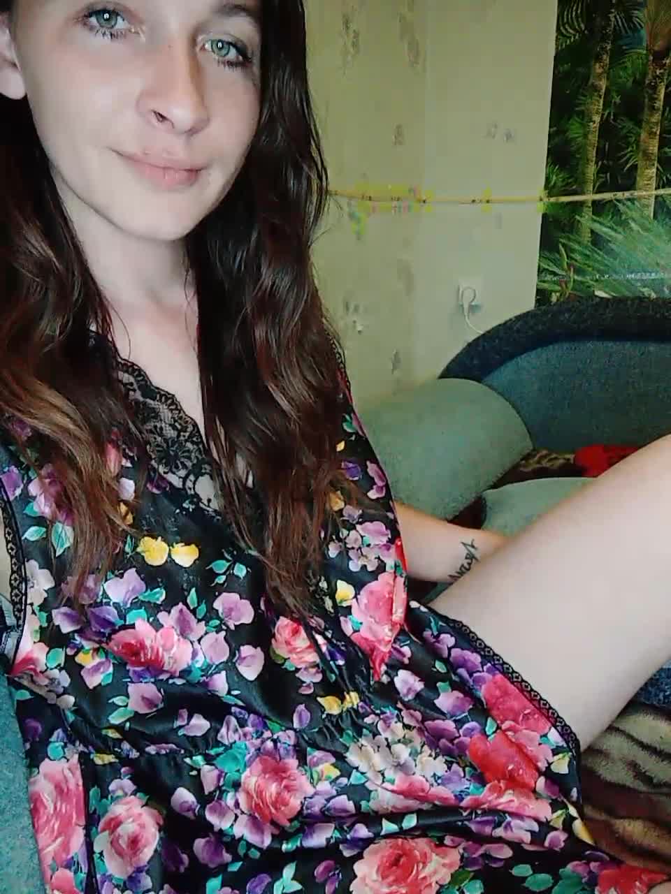 View or download file masya1996 on 2023-06-22 from bongacams