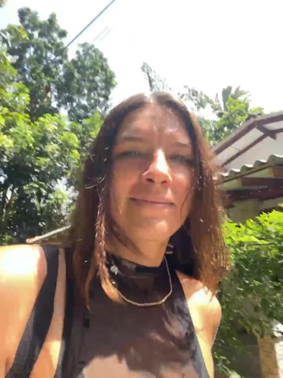 View or download file webartiss on 2023-06-22 from bongacams