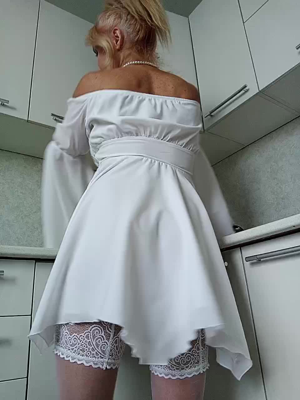 View or download file angelochek042 on 2023-06-23 from bongacams