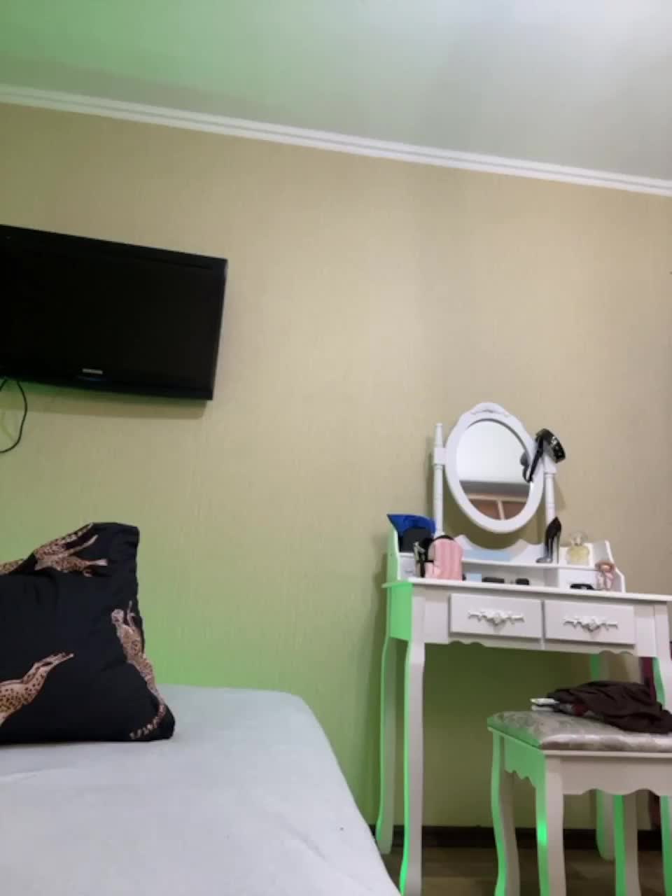 View or download file blue_eyes1 on 2023-06-23 from bongacams