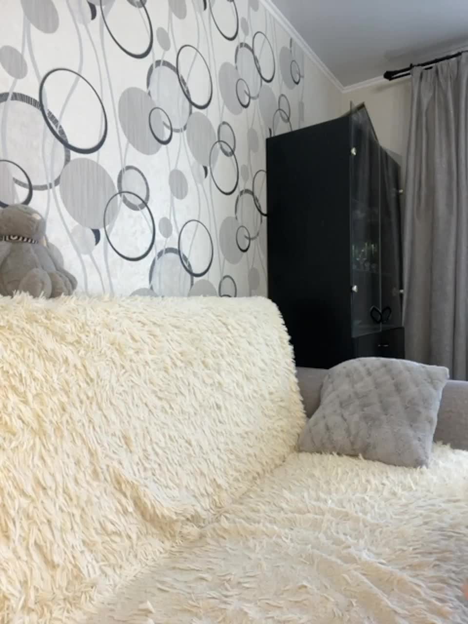 View or download file vikusik22a on 2023-06-23 from bongacams