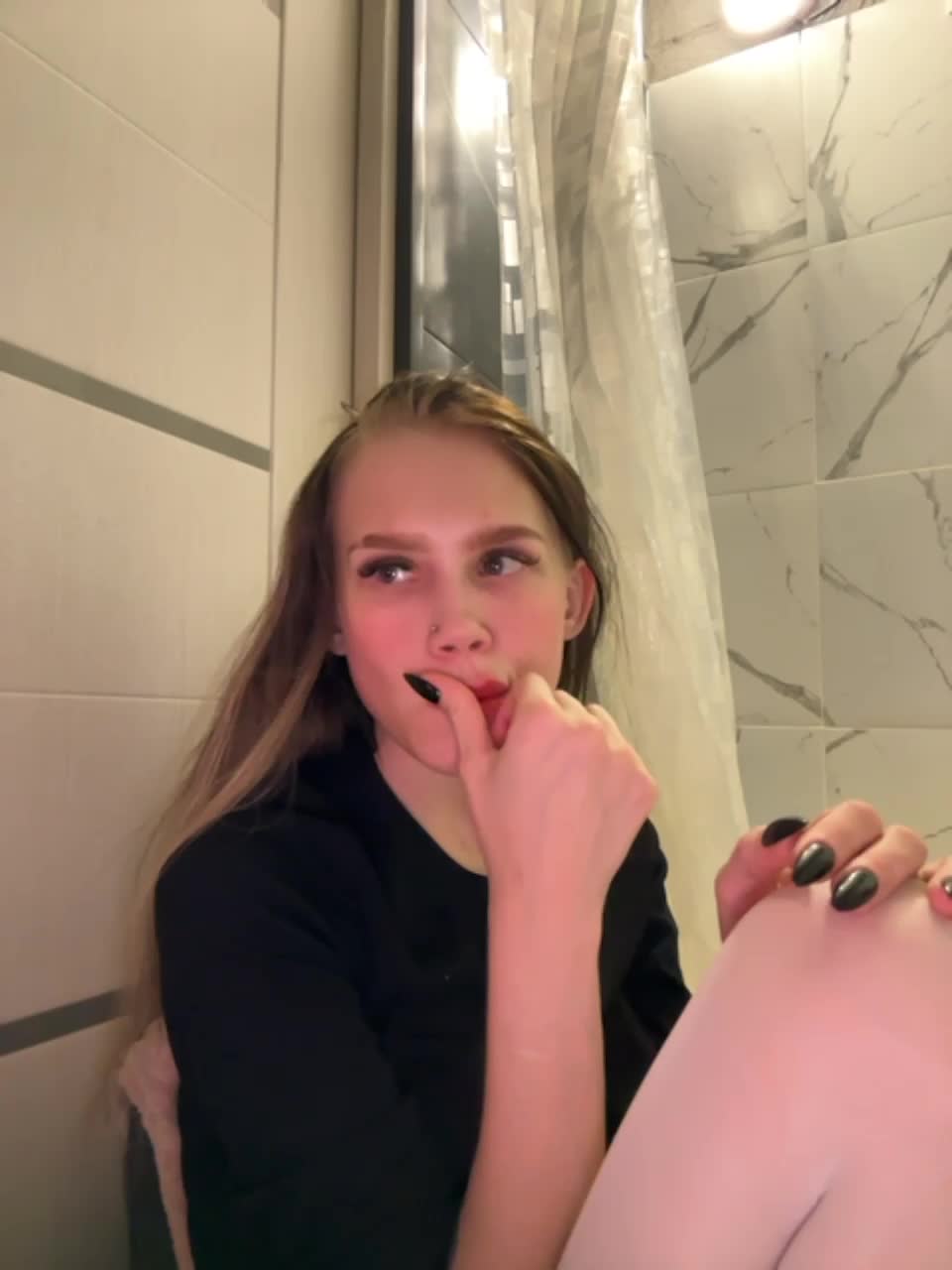 View or download file angelll3 on 2023-06-24 from bongacams