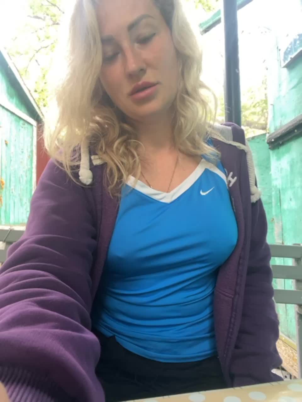 View or download file goddesssssss on 2023-06-24 from bongacams