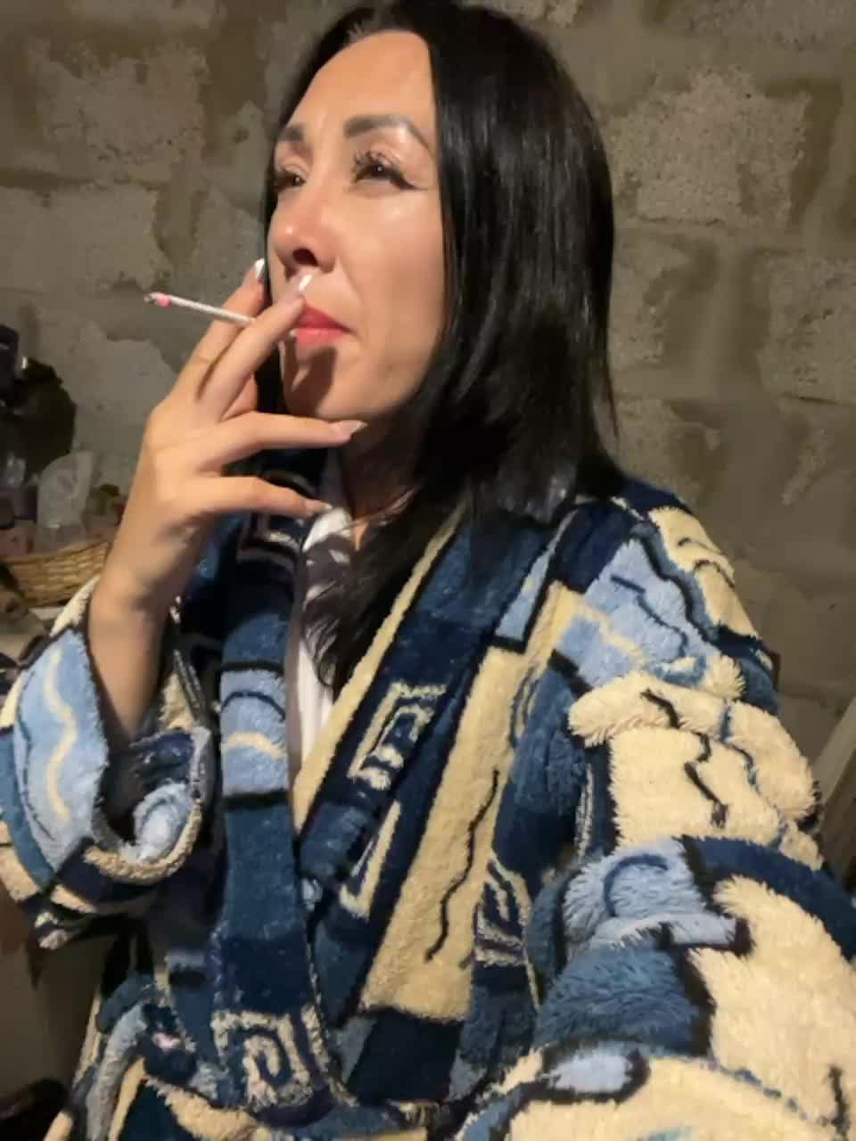 View or download file karolinamilf on 2023-06-24 from bongacams