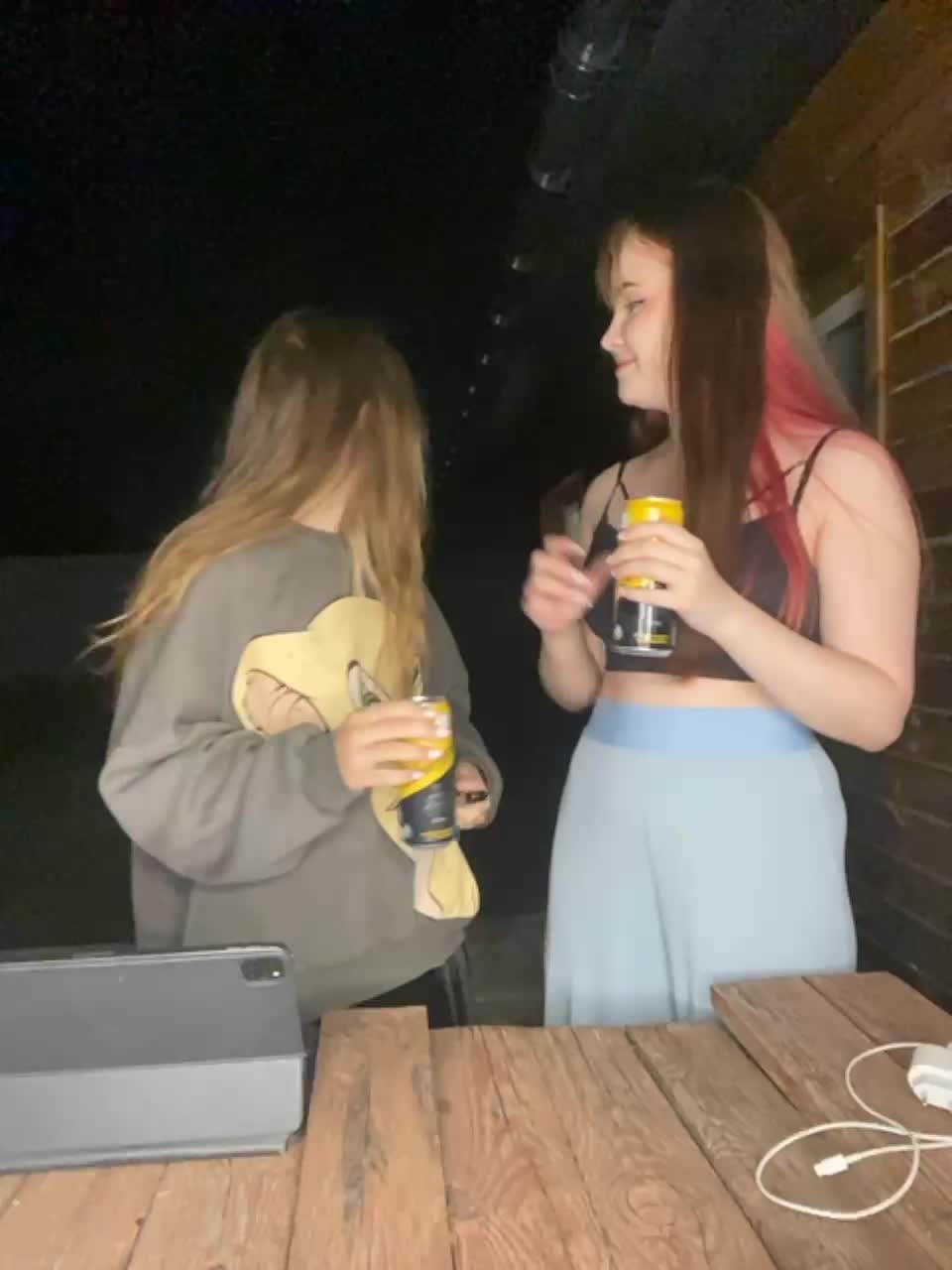 View or download file liizza on 2023-06-24 from bongacams