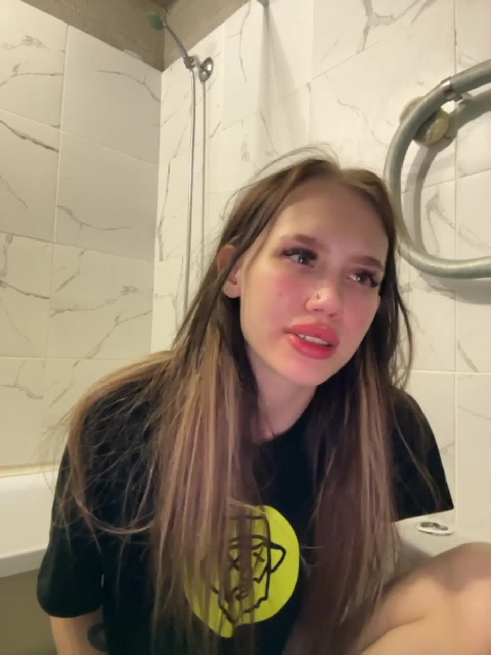 View or download file angelll3 on 2023-06-25 from bongacams