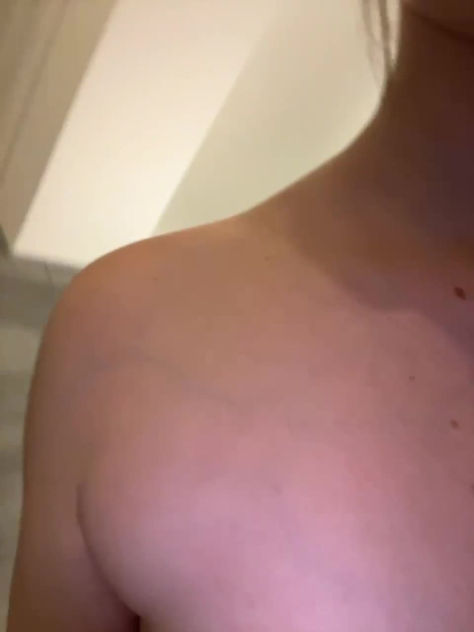 View or download file annafirepussy on 2023-06-25 from bongacams