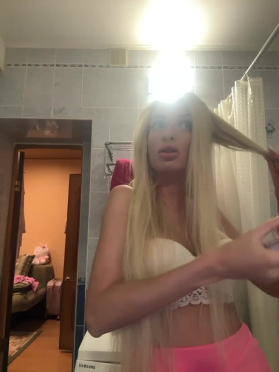 View or download file goldpussy69 on 2023-06-25 from bongacams