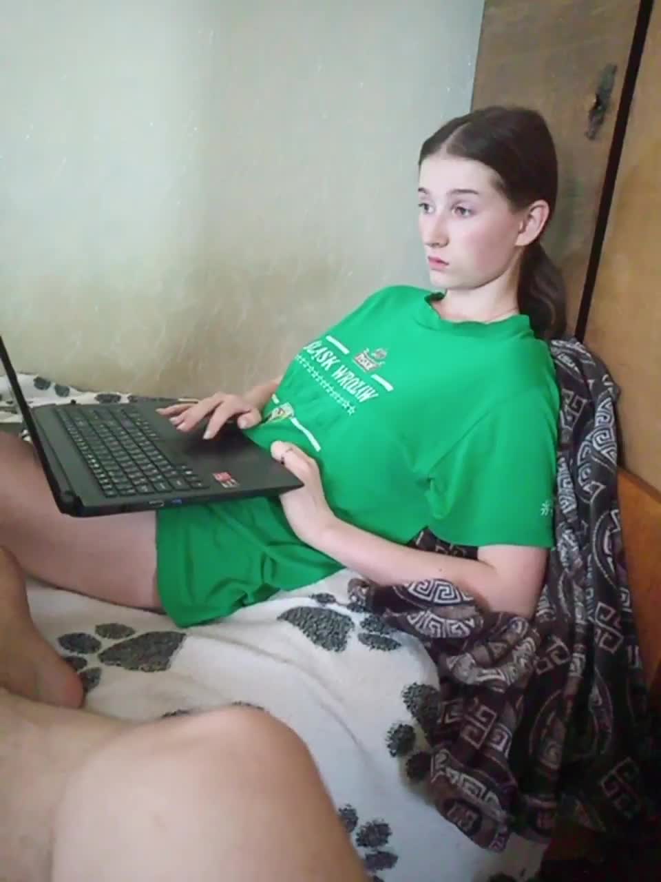 View or download file veneramars on 2023-06-25 from bongacams