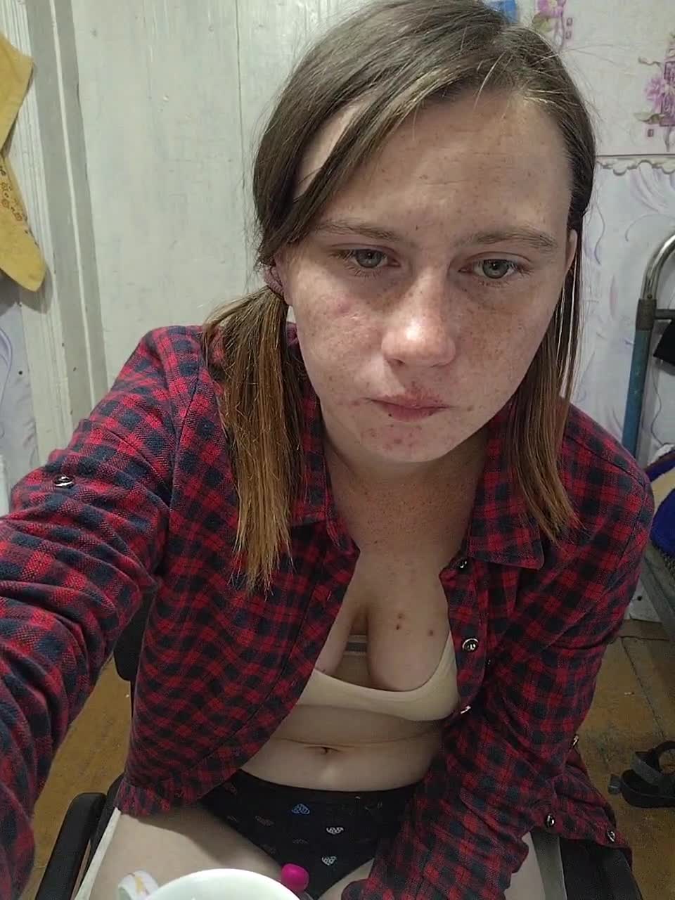 View or download file malinka1512 on 2023-06-27 from bongacams