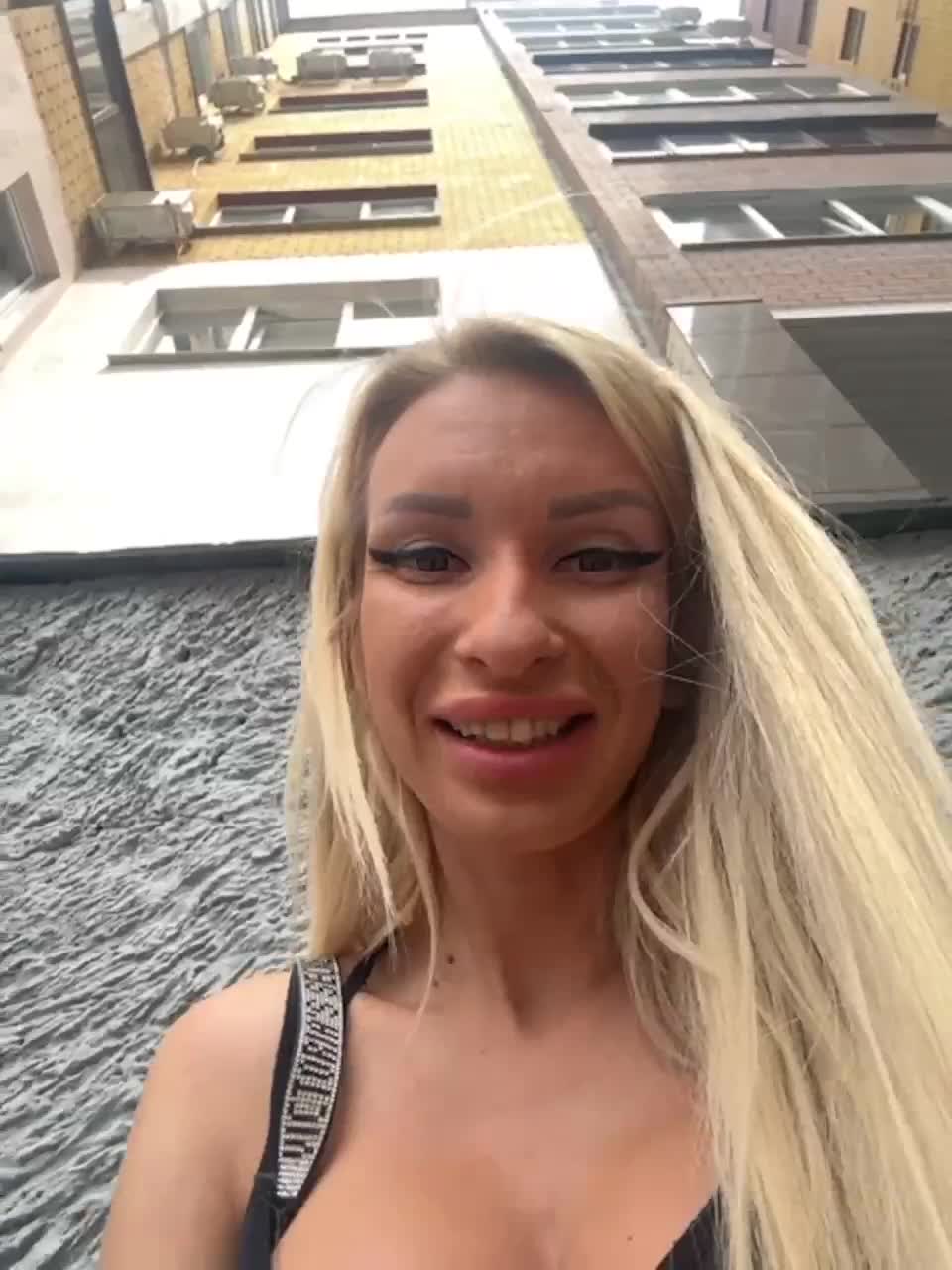 View or download file goldpussy69 on 2023-06-28 from bongacams