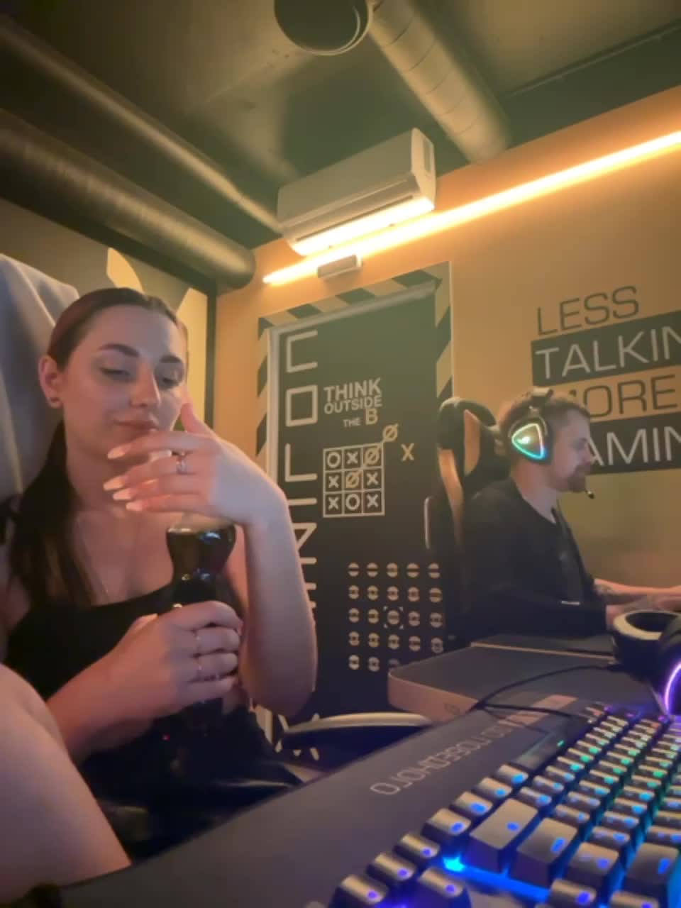 View or download file kiskismafia on 2023-06-28 from bongacams