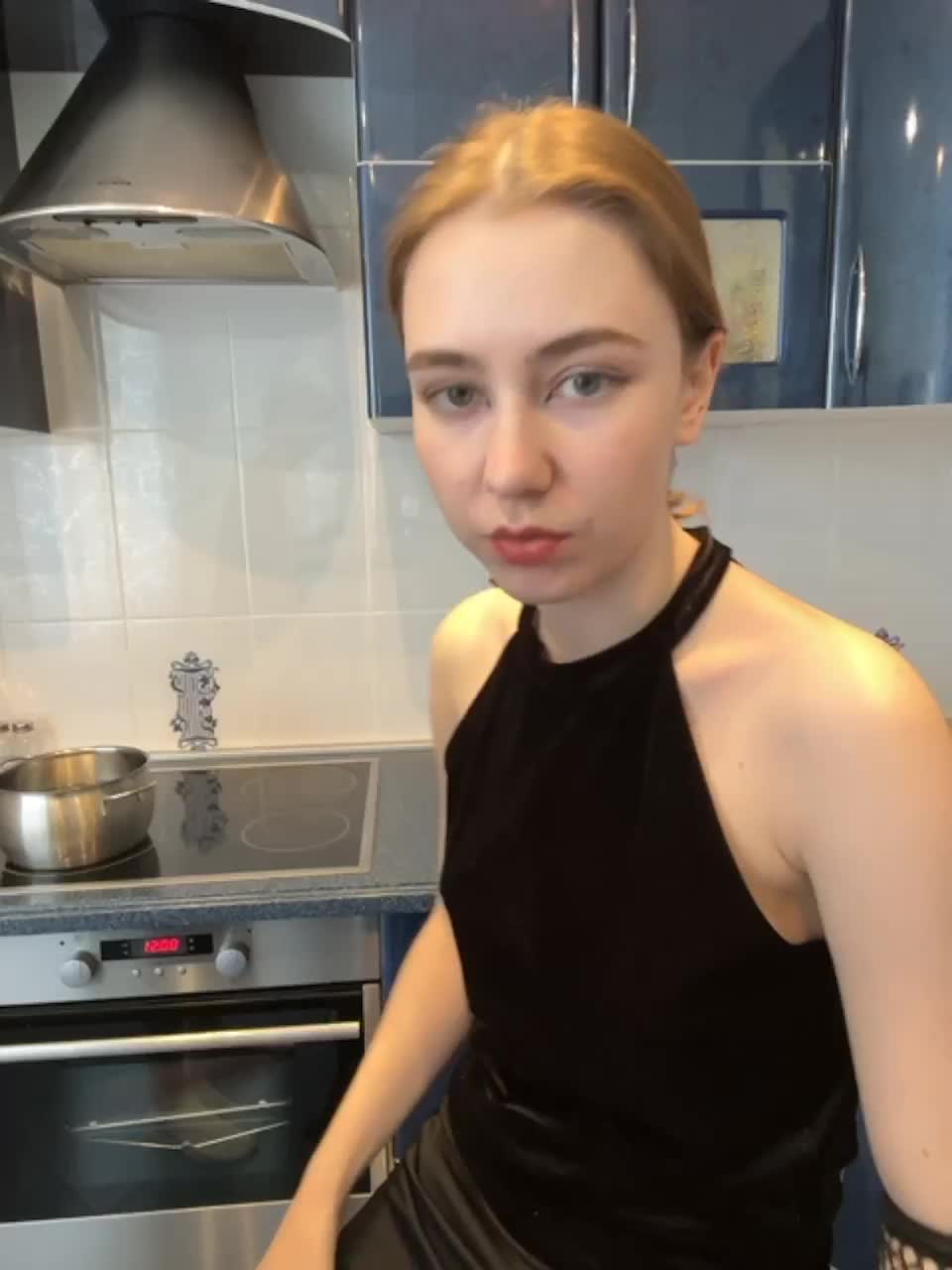 View or download file shrimprolls on 2023-06-28 from bongacams