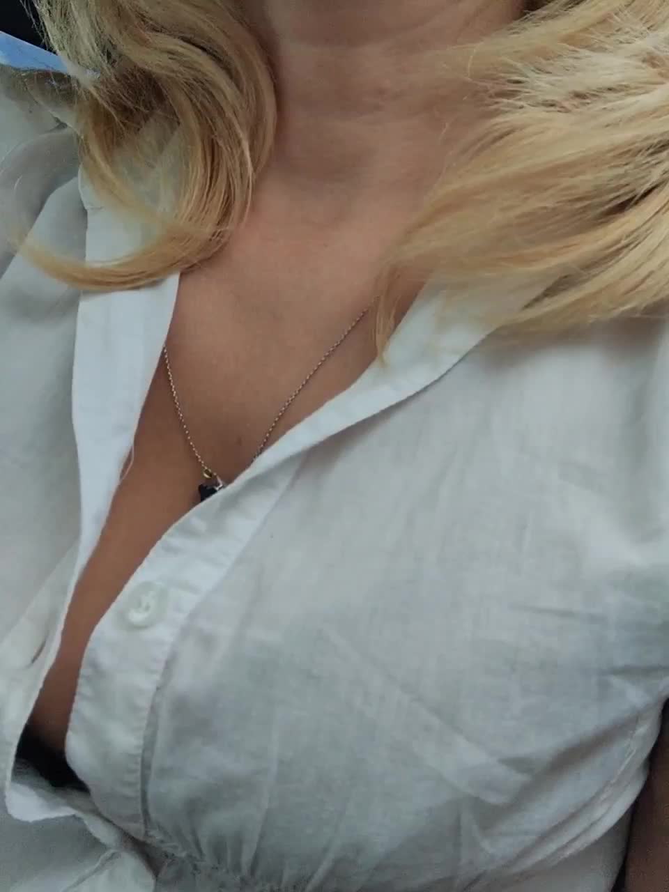 View or download file famouswomen on 2023-06-29 from bongacams