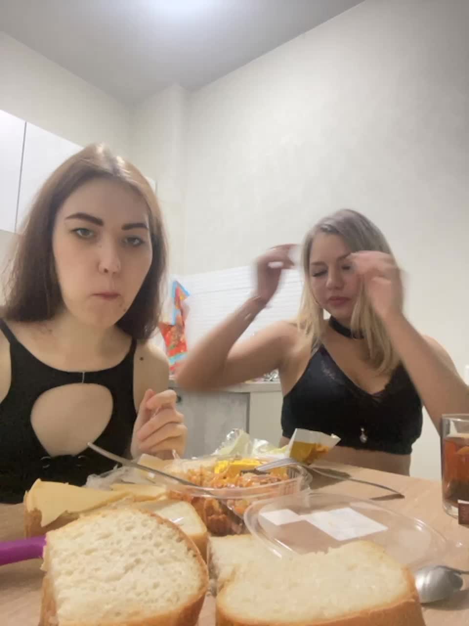 View or download file karolina7 on 2023-06-29 from bongacams