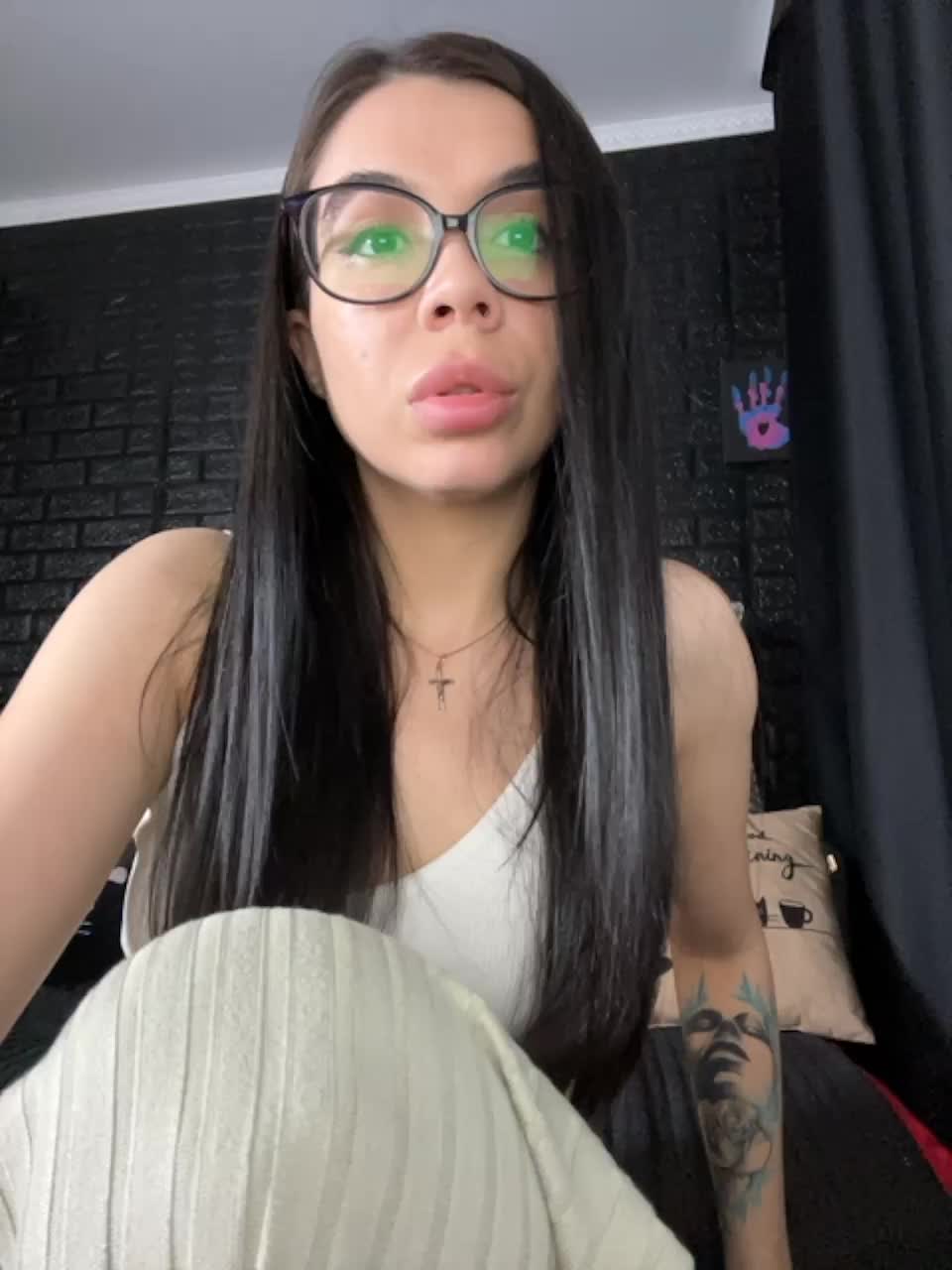 View or download file vero19nika on 2023-07-01 from bongacams