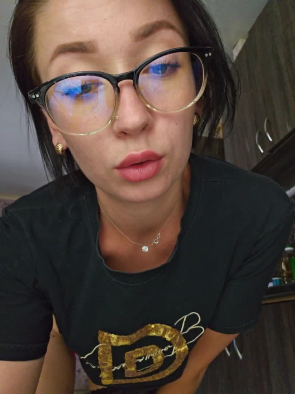 View or download file aureliyxxx on 2023-07-03 from bongacams