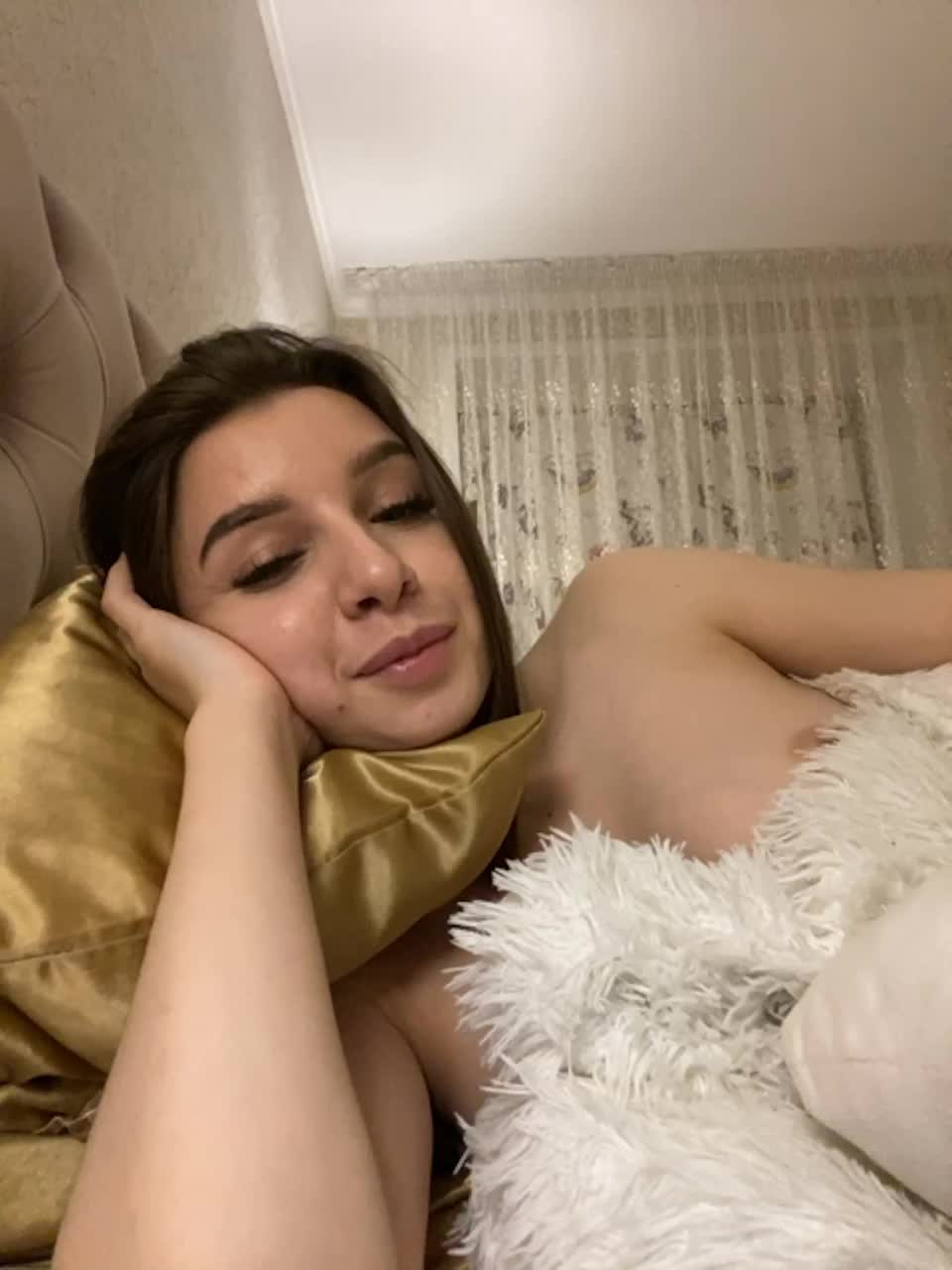 View or download file karnaavall on 2023-07-03 from bongacams