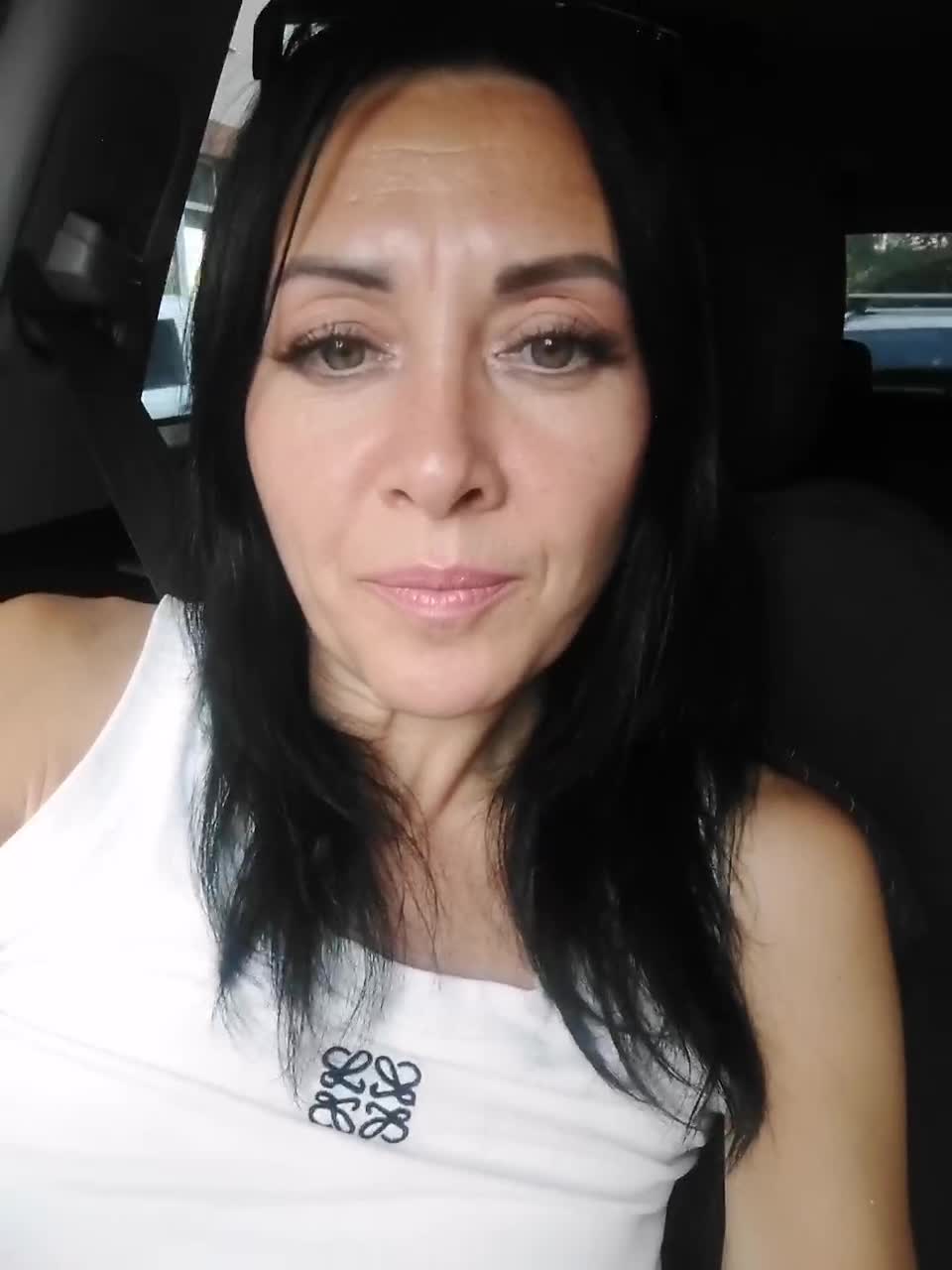 View or download file karolinamilf on 2023-07-03 from bongacams