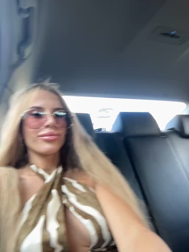 View or download file blondinochkaa on 2023-07-04 from bongacams