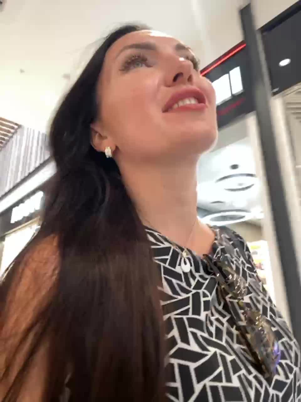 View or download file divora on 2023-07-04 from bongacams