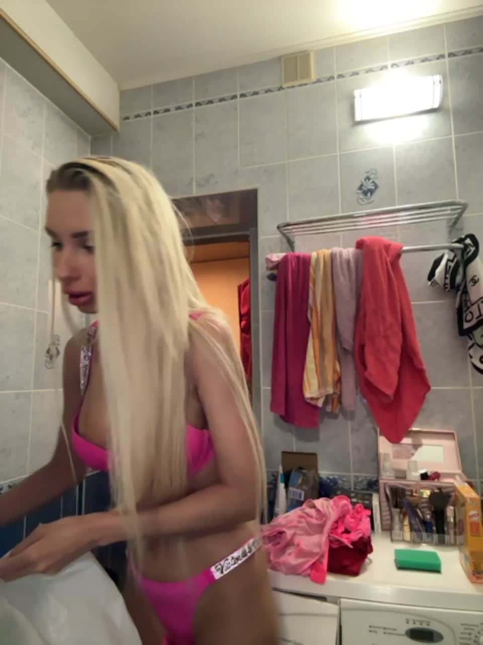 View or download file goldpussy69 on 2023-07-04 from bongacams