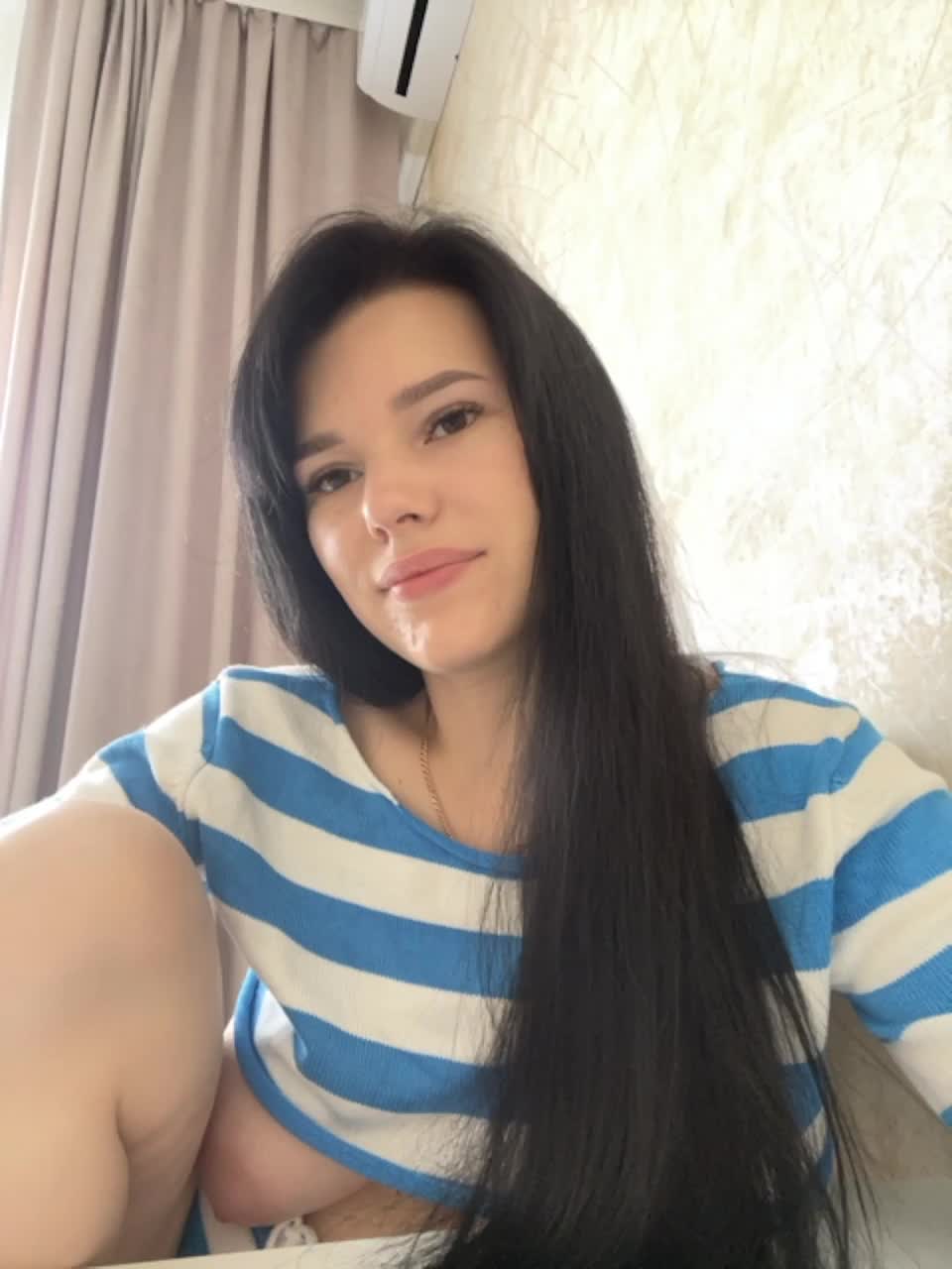 View or download file ladysunshine_ on 2023-07-04 from bongacams