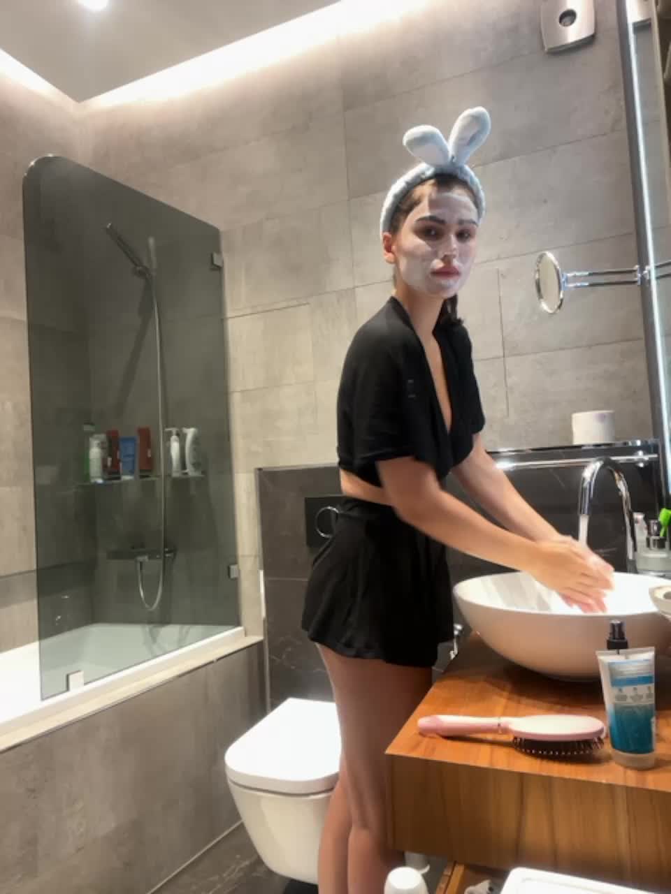 View or download file sasha_unic on 2023-07-04 from bongacams