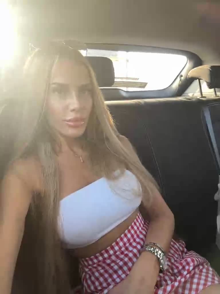 View or download file blondinochkaa on 2023-07-05 from bongacams