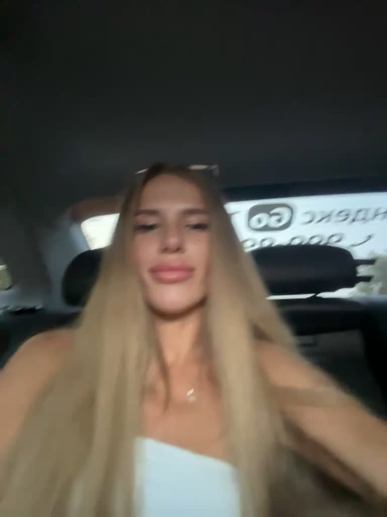 View or download file blondinochkaa on 2023-07-05 from bongacams