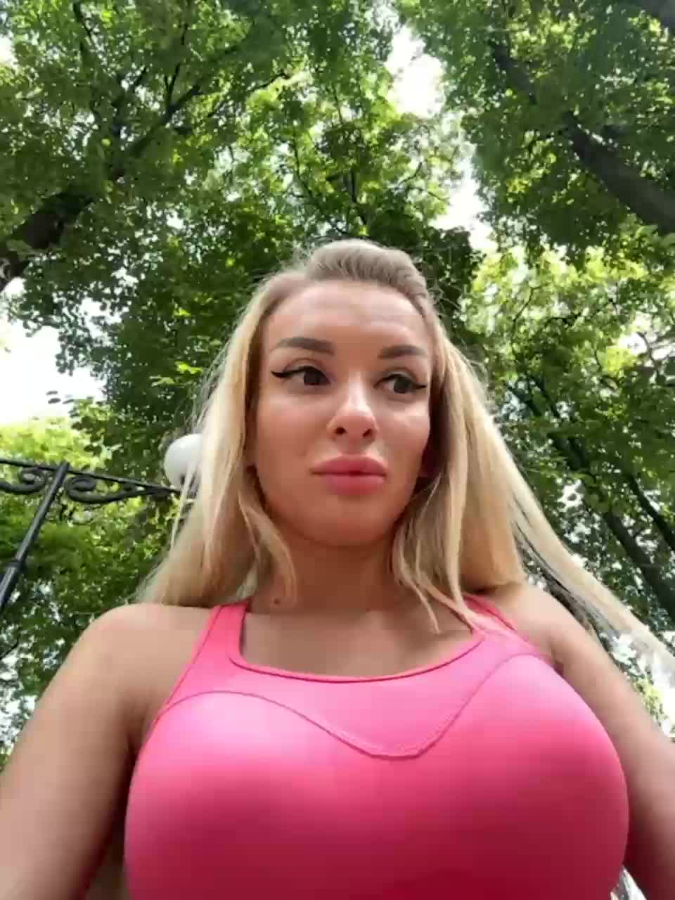 View or download file goldpussy69 on 2023-07-06 from bongacams