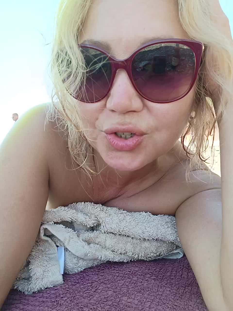 View or download file topshoww on 2023-07-06 from bongacams