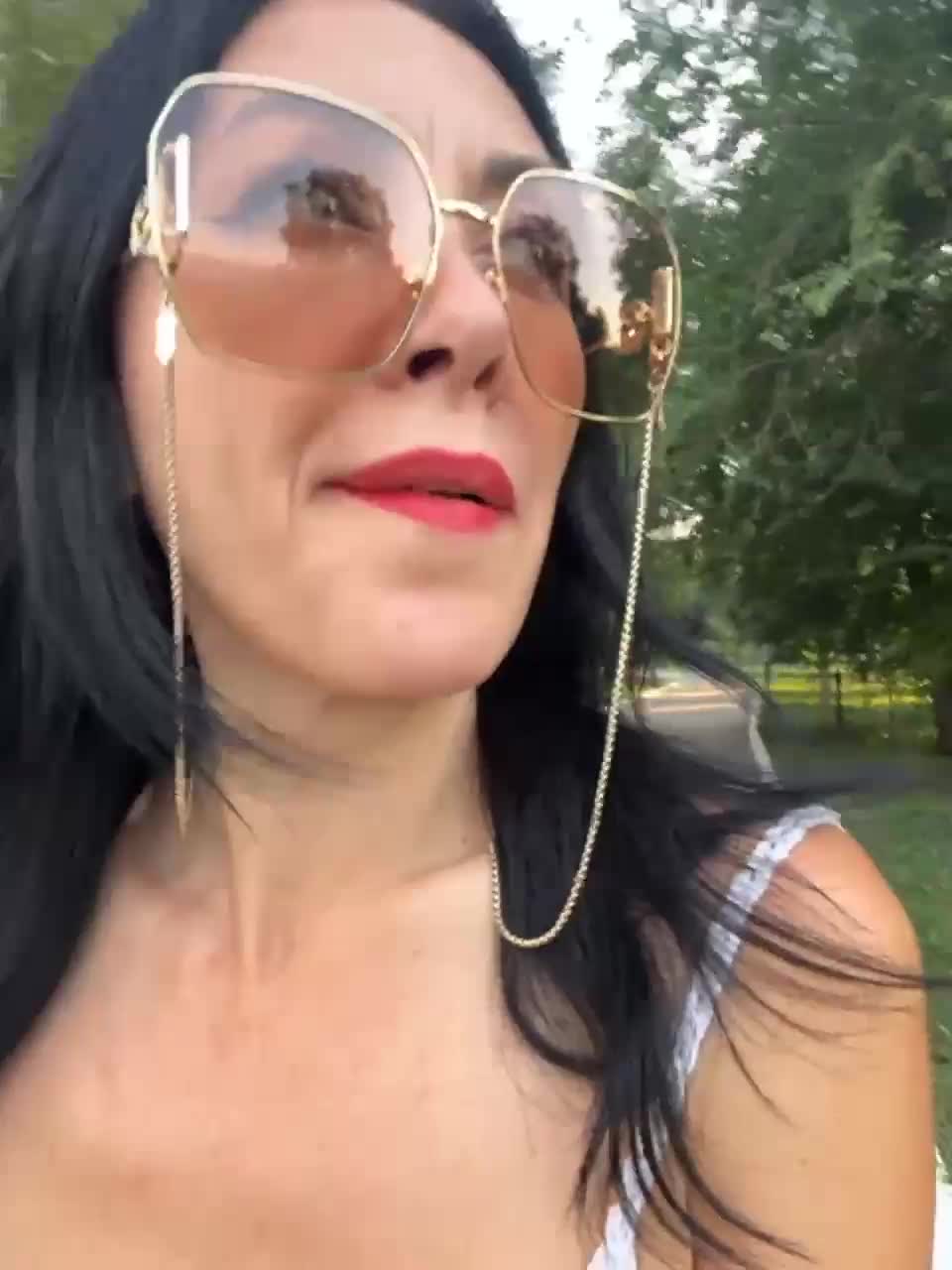 View or download file karolinamilf on 2023-07-07 from bongacams